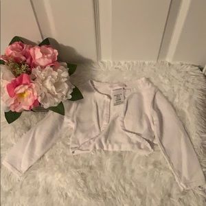 EUC Cropped long sleeve white sweater 24M